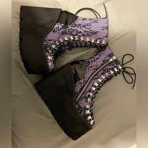 Widow Lace Traitor Platform Boots Gothic - Lavender and black with lace size 8